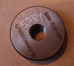 Závitový kroužek M10 zmetkový