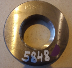 Závitový kroužek M32x1-6g zmetkový