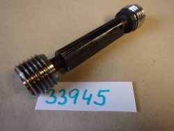 Mezní závitový trn M33 SH8