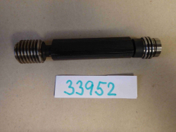 Mezní závitový trn M24 SH8