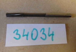 Výstružník strojní 6H8