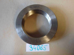 Závitový kroužek M90x2 dobrý