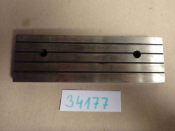 Čelist do strojního svěráku 200x63 šikmá, rozteč děr 125, závit M12 - NEPOUŽITÉ