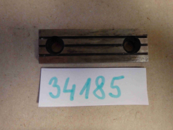 Čelist do strojního svěráku 80x25 šikmá, rozteč děr 57 - NEPOUŽITÁ