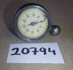 Číselníkový úchylkoměr 0,01 prům 30