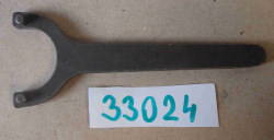 Klíč na matici se dvěma otvory 40, pr. čepů 5 , délka 130