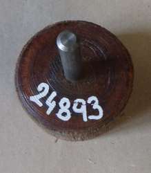 Smirkový kotouč prům. 67x32, se stopkou prům. 10